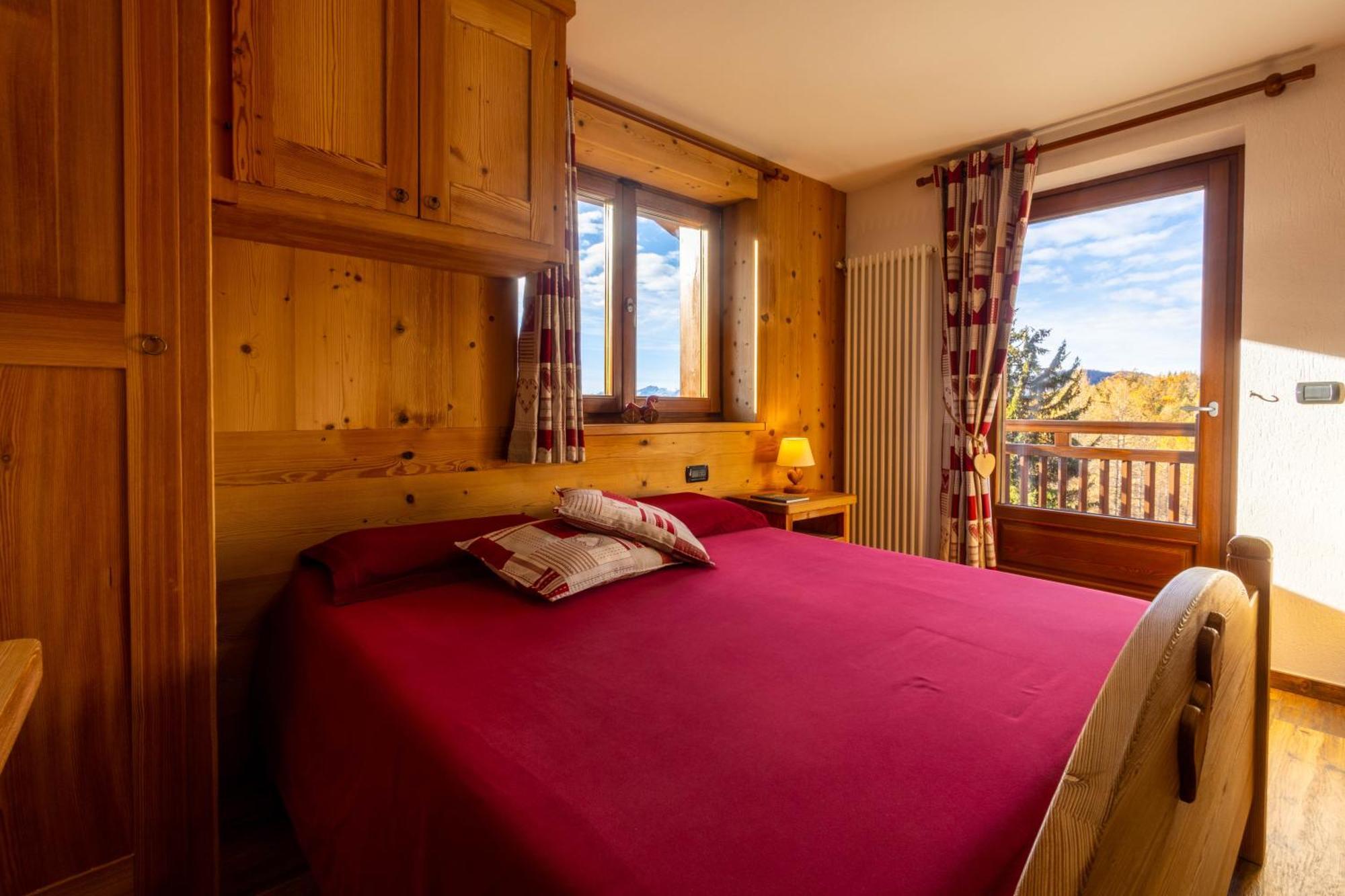 Le Coin Des Melezes - Nature & Trek - Camere In Baita Di Montagna Brusson Luaran gambar