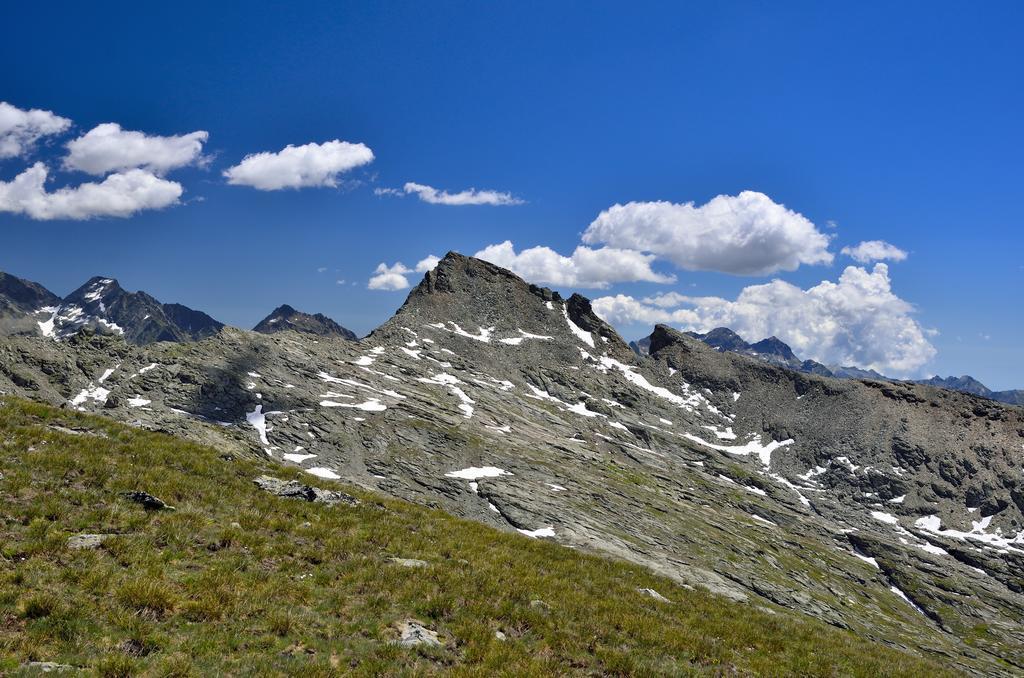 Le Coin Des Melezes - Nature & Trek - Camere In Baita Di Montagna Brusson Luaran gambar