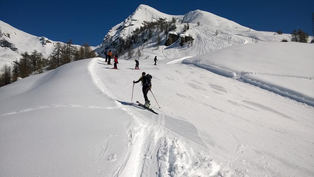 Le Coin Des Melezes - Nature & Trek - Camere In Baita Di Montagna Brusson Luaran gambar